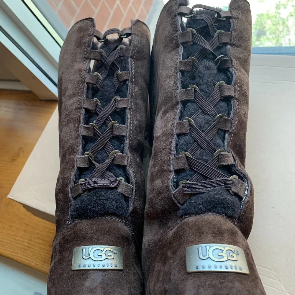 Women's Ugg 100% Authentic Roseberry Boots